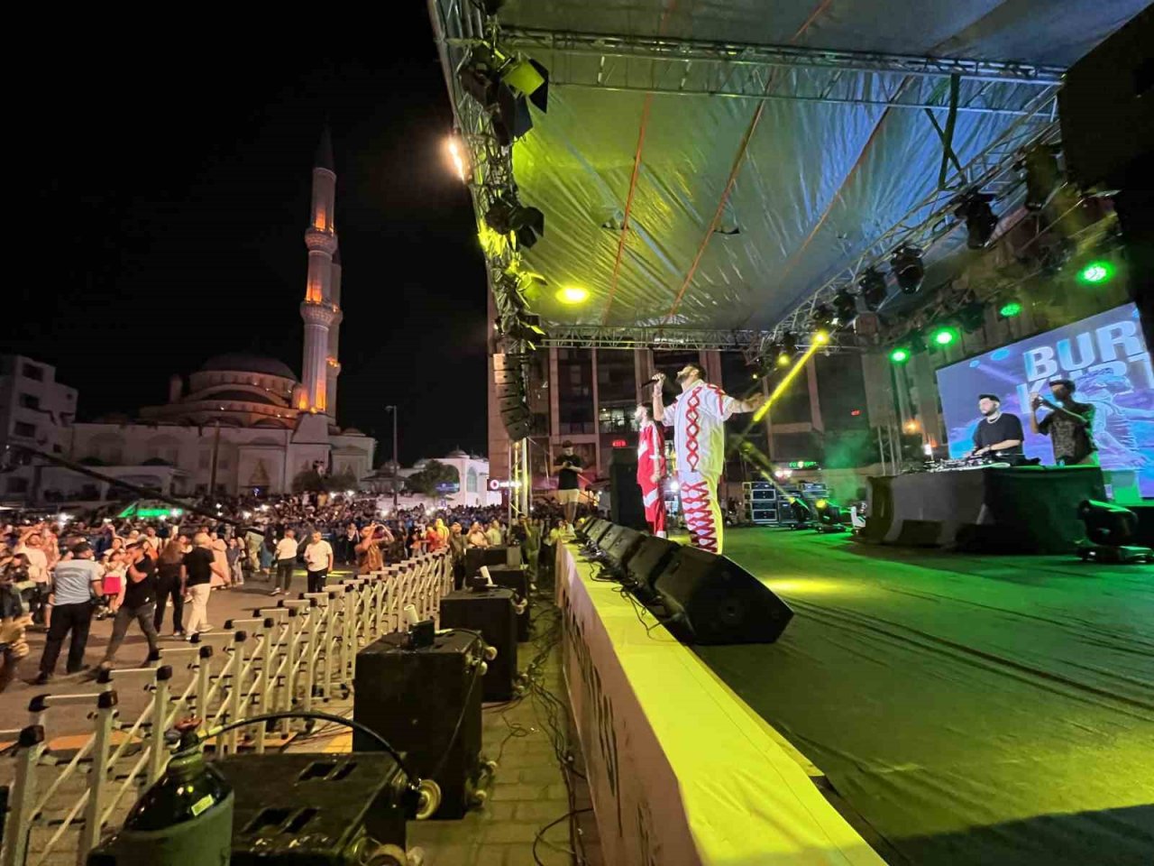 Esenyurt’ta Burak Bulut ve Kurtuluş Kuş rüzgarı esti