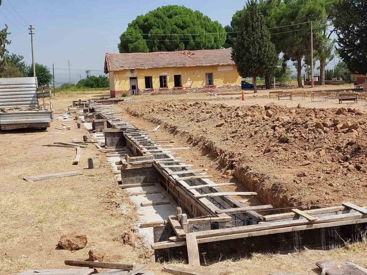 Yeşilkavak Mahallesi halı sahaya kavuşuyor