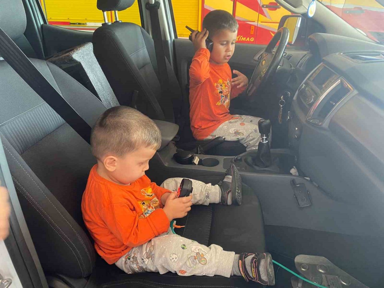 Sondaj kuyusundan 5 saatte çıkartılan minik Yamaç, kahramanlarıyla buluştu