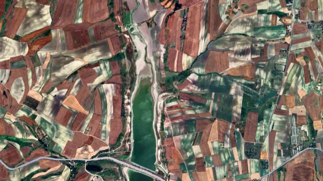 İstanbul’da kuraklık uydu görüntülerine yansıdı