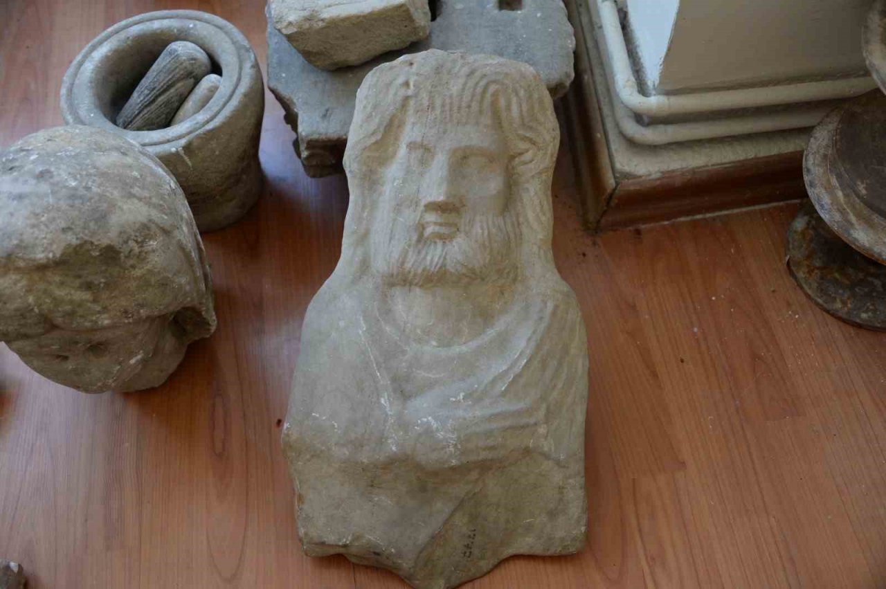 İstanbul’da tarihi eser operasyonu: 7 bin 364 eser ele geçirildi