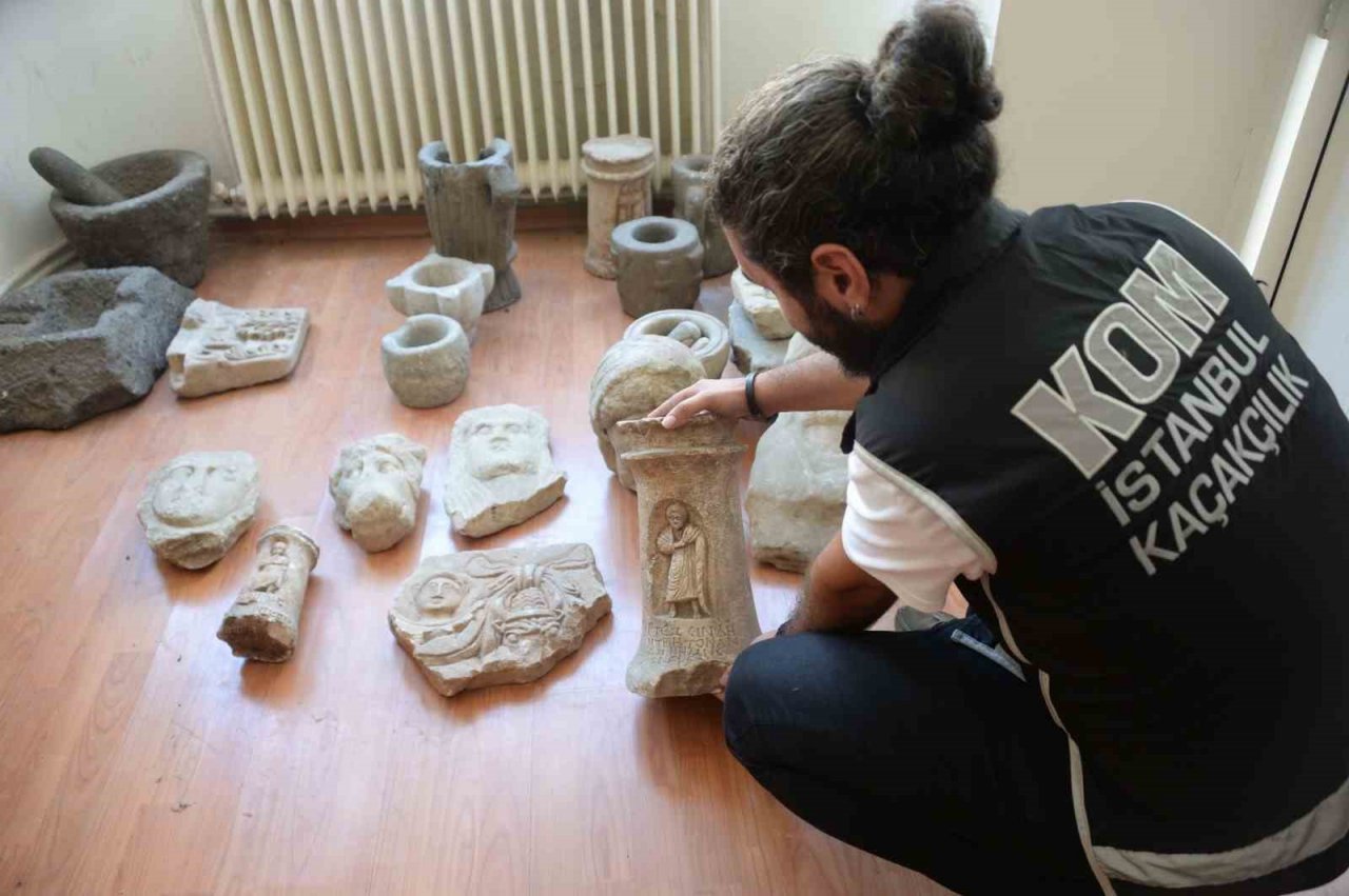 İstanbul’da tarihi eser operasyonu: 7 bin 364 eser ele geçirildi