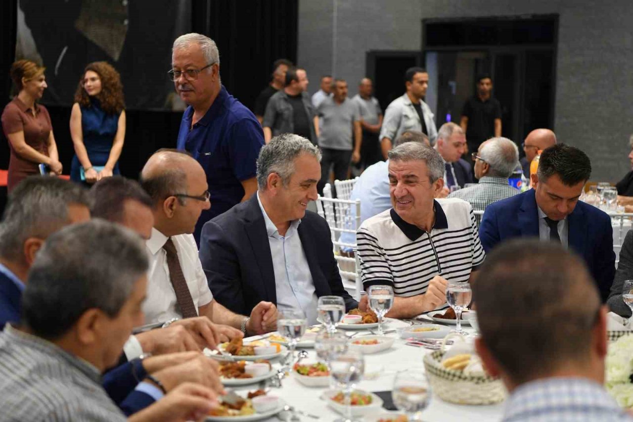 Kaymakam Köten, Konyaaltı’ndan türkülerle uğurlandı