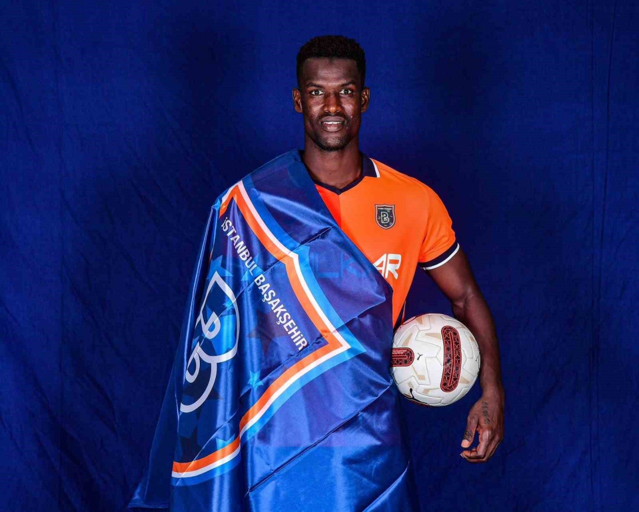 RAMS Başakşehir, Ousseynou Ba’yı renklerine bağladı