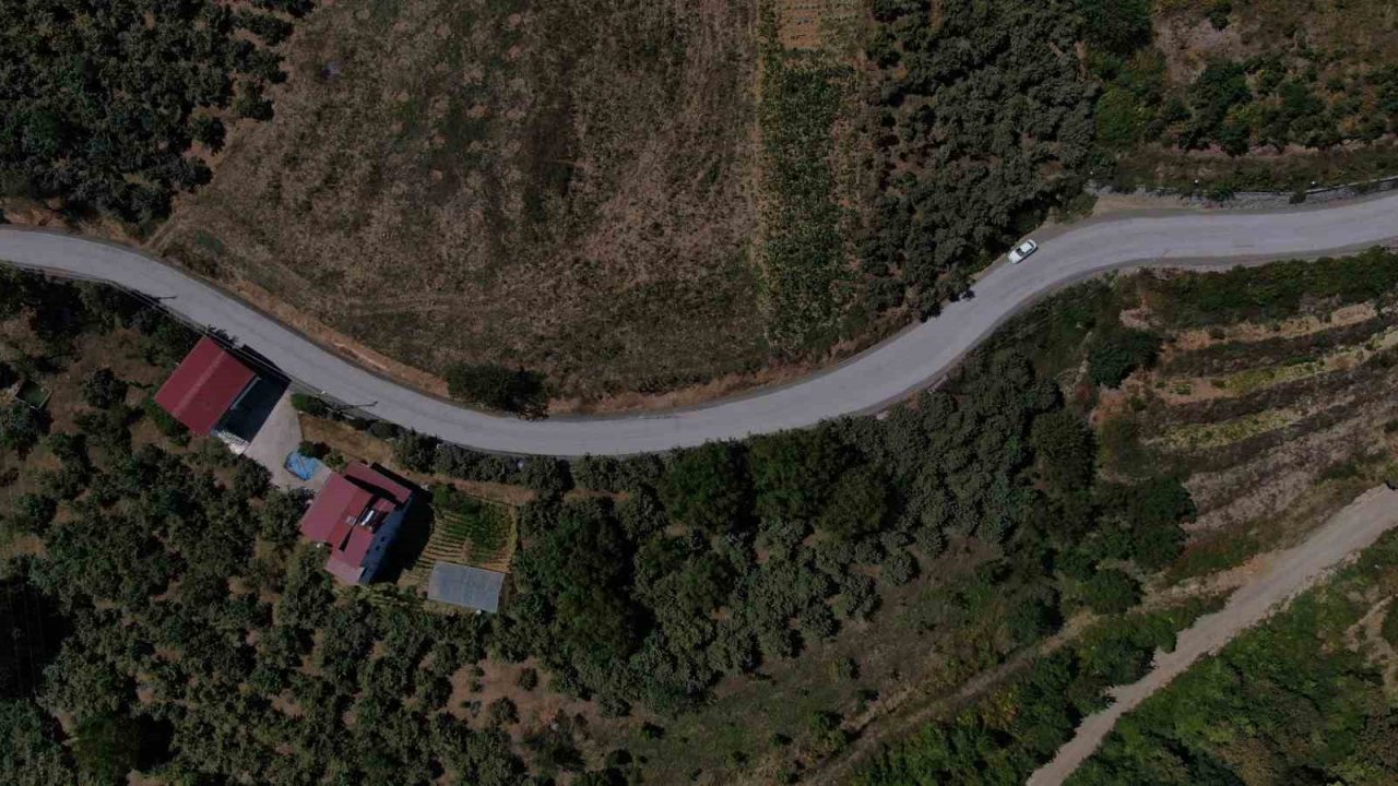 40 yıllık yol sorununa neşter