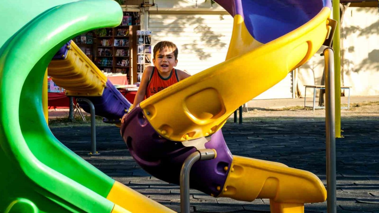 Seferihisar’da yeşil alan ve park seferberliği