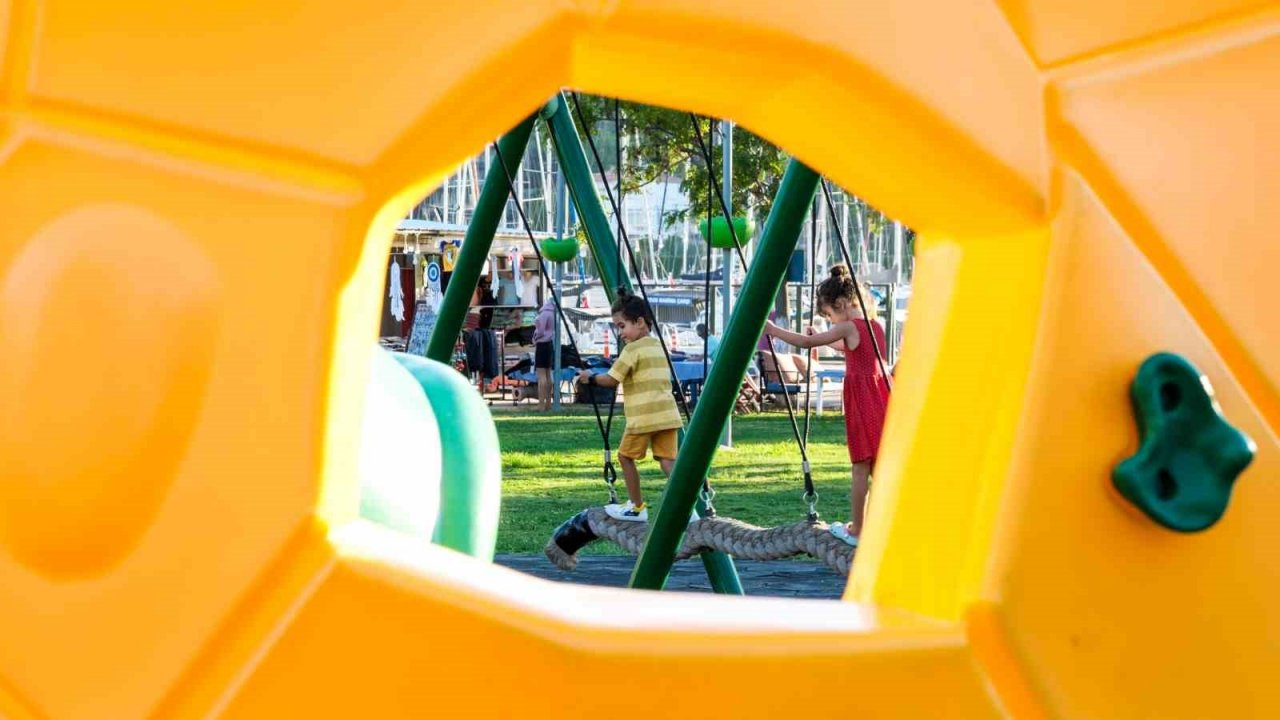 Seferihisar’da yeşil alan ve park seferberliği