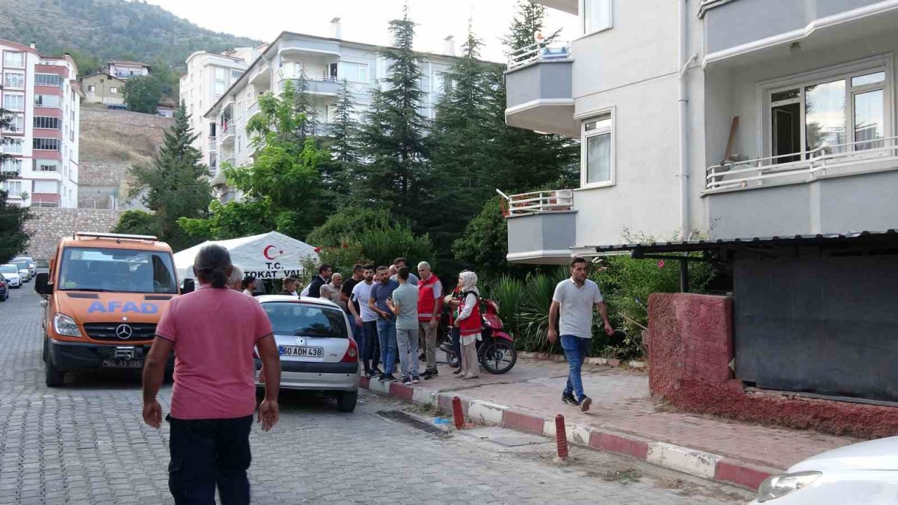 Askeri aracın devrilmesi sonucu şehit olan askerin şehadet haberi ailesine verildi