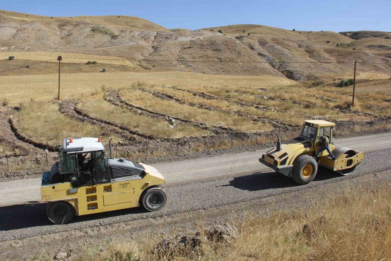40 yıldır kullanılamayan yol ulaşıma kazandırıldı