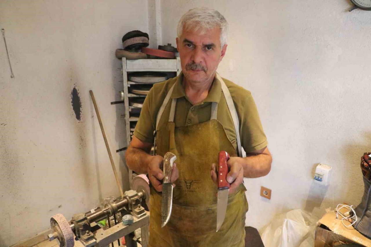 İnşaat çivisini kesip ağzı hiç bozulmadan kağıdı da kesebiliyor