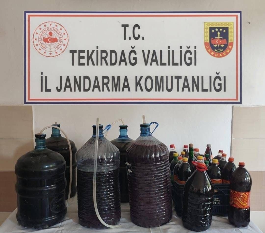 Tekirdağ’da 158 litre kaçak içki ele geçirildi