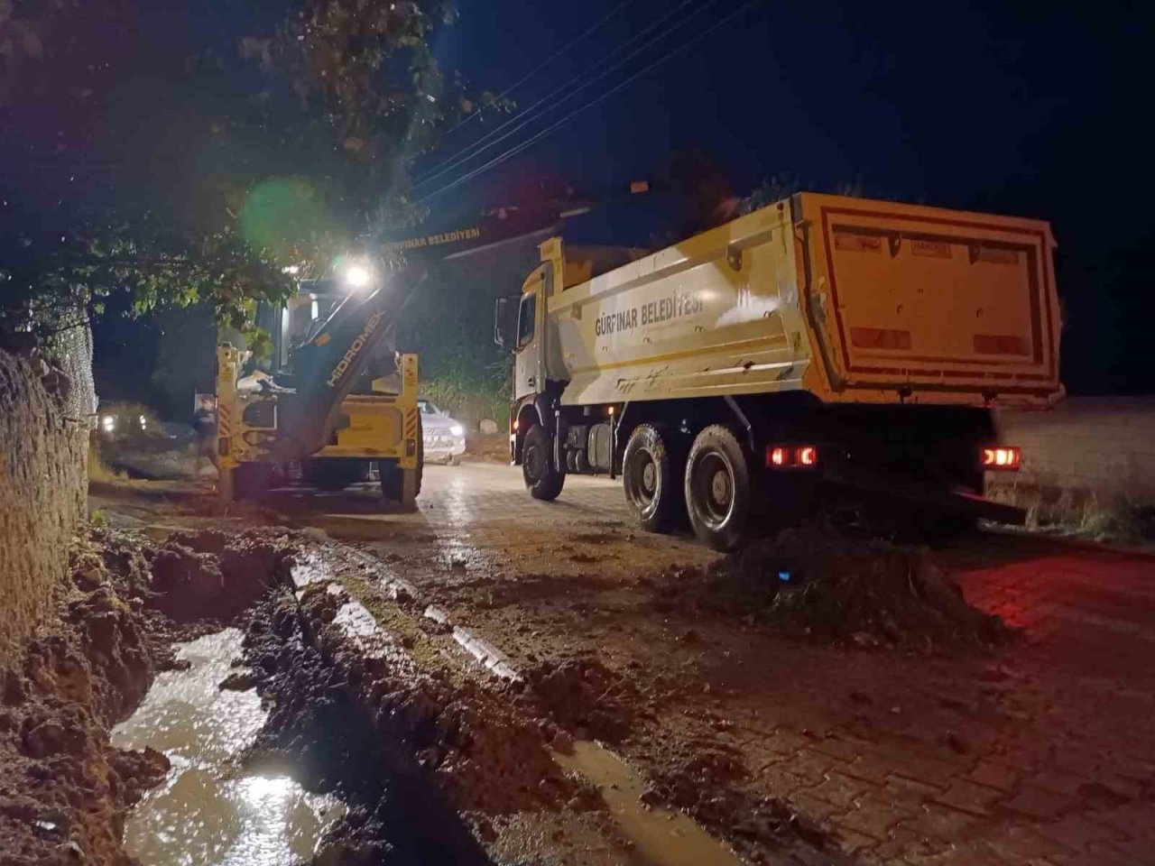 Van Gürpınar’da su baskınları