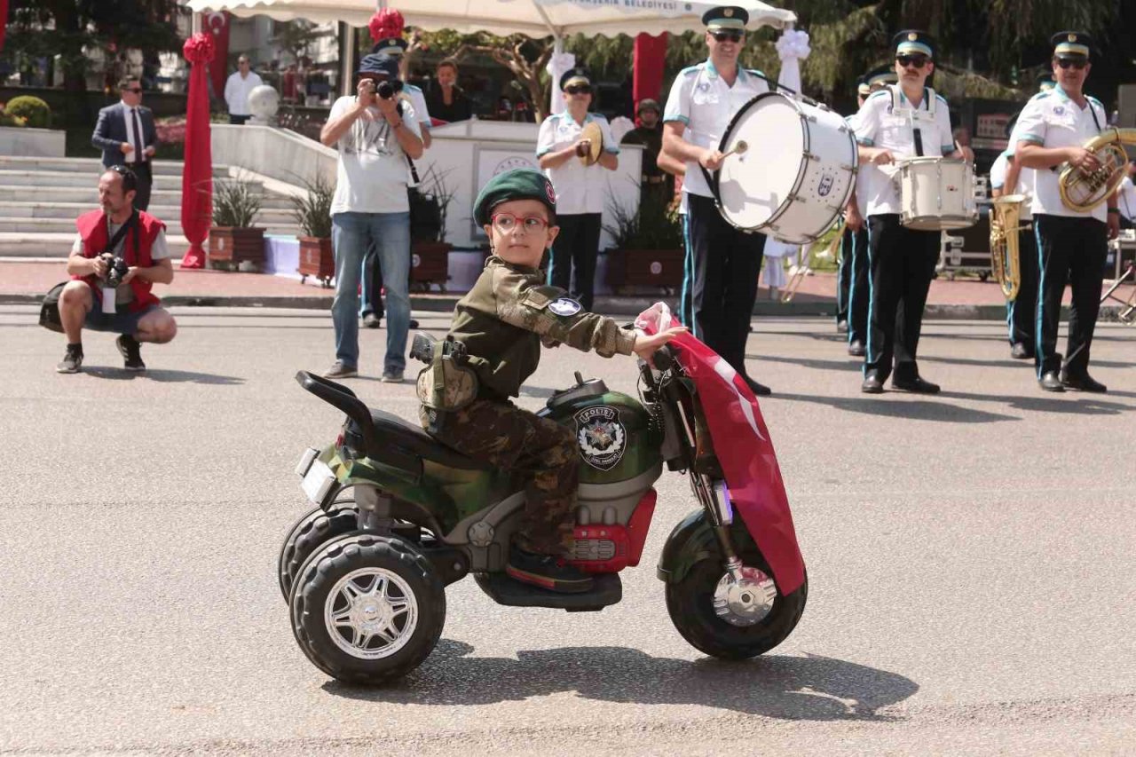 Zafer Bayramı Bursa’da coşkuyla kutlandı