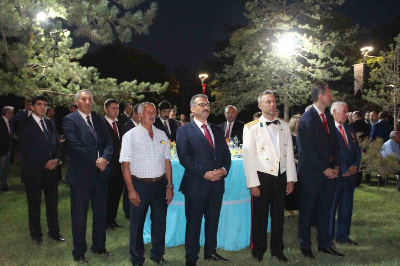 Iğdır’da "30 Ağustos Zafer Bayramı" resepsiyonu