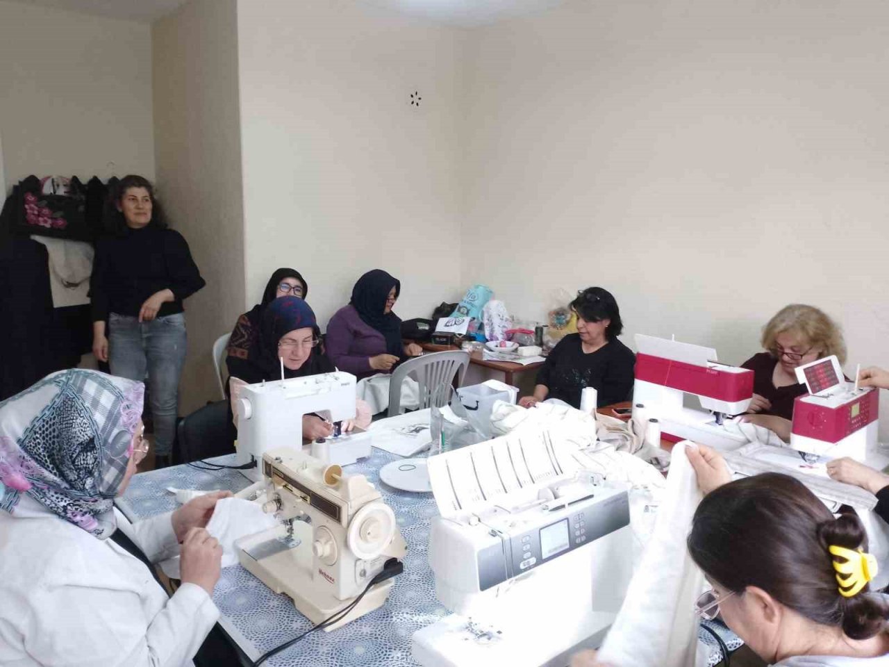 Kurslarda başarılı olan 28 kursiyere sertifika verildi