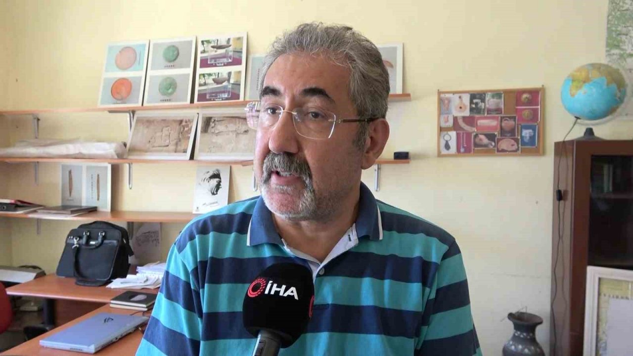 Oluz Höyük’te 2 binden fazla bulundu: Anadolu’nun en büyük boya bezemeli çanak, çömlek koleksiyonu