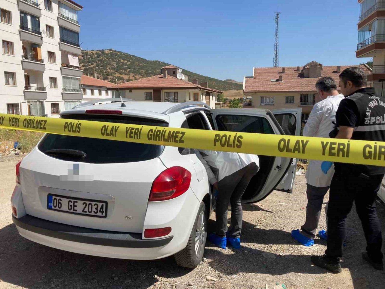 Ankara’da eşini silahla öldüren şahıs ardından intihar etti