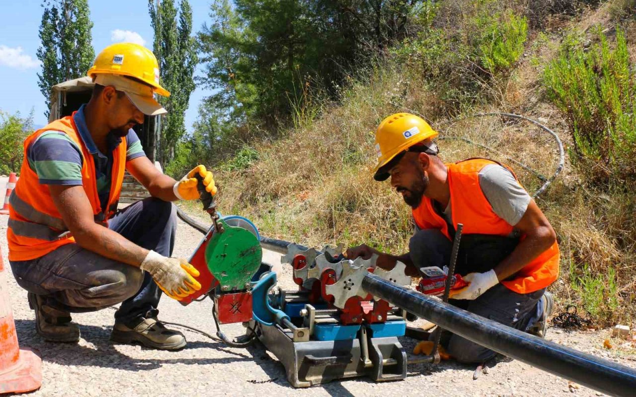Karacaören mahallesi ilk kez içme suyuna kavuşuyor