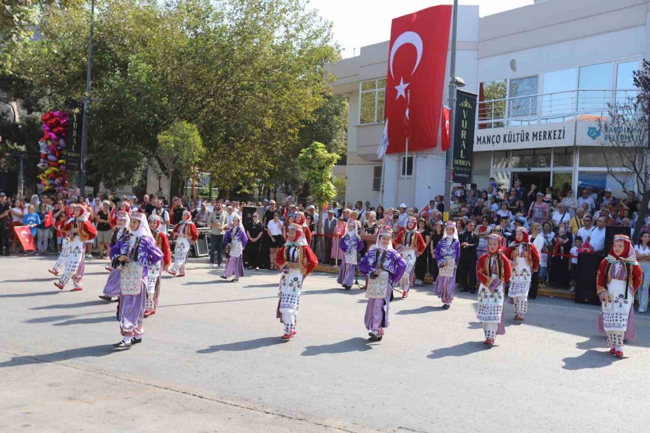 Bandırma’da 30 Ağustos Zaferi Bayramı çoşkuyla kutlandı