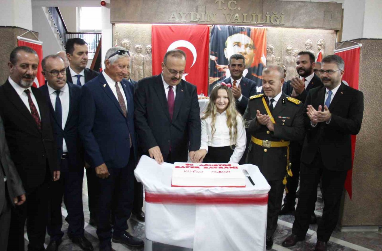 Aydın’da, 30 Ağustos Zafer Bayramı törenle kutlandı