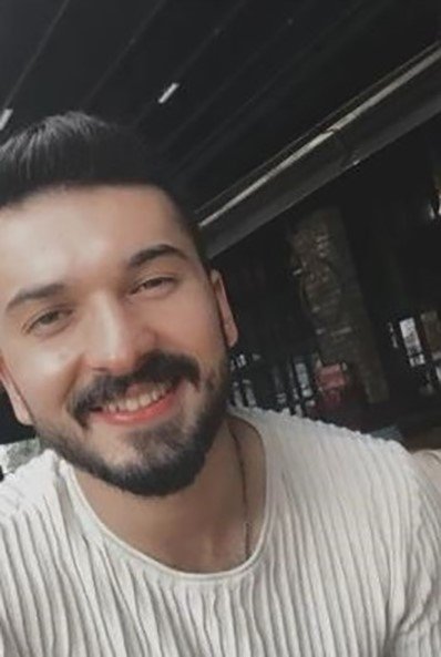 Trafik kazasında hayatını kaybeden genç son yolculuğuna uğurlandı