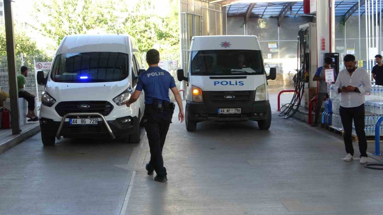 Alacak verecek meselesi kanlı bitti: 1 yaralı