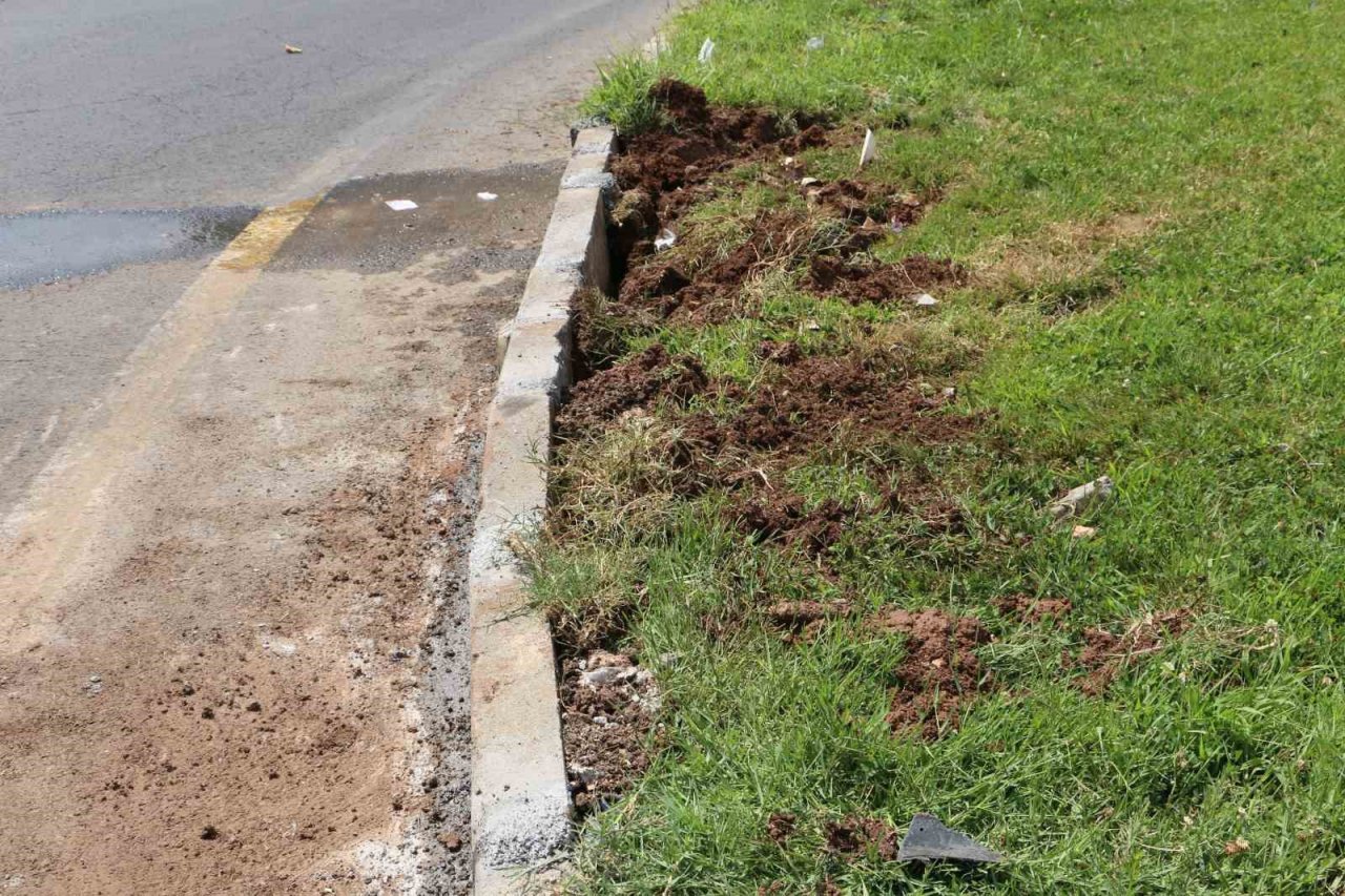 Kazaların eksik olmadığı kavşaktaki işletmeciler tedbir alınmasını istedi