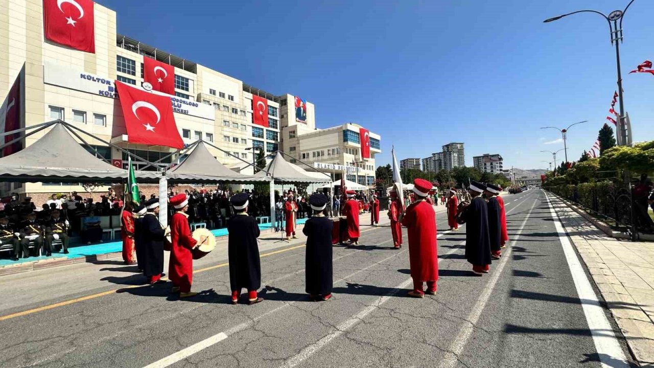 Elazığ’da 30 Ağustos Zafer Bayramı coşkusu