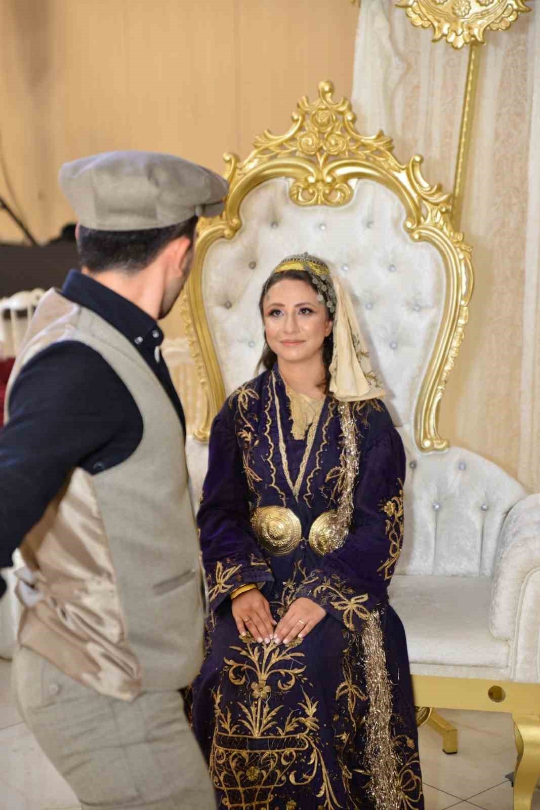 Balıkesir kına gecesi gün yüzüne çıktı