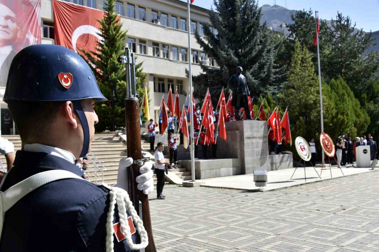 Gümüşhane’de 30 Ağustos Zafer Bayramı kutlandı