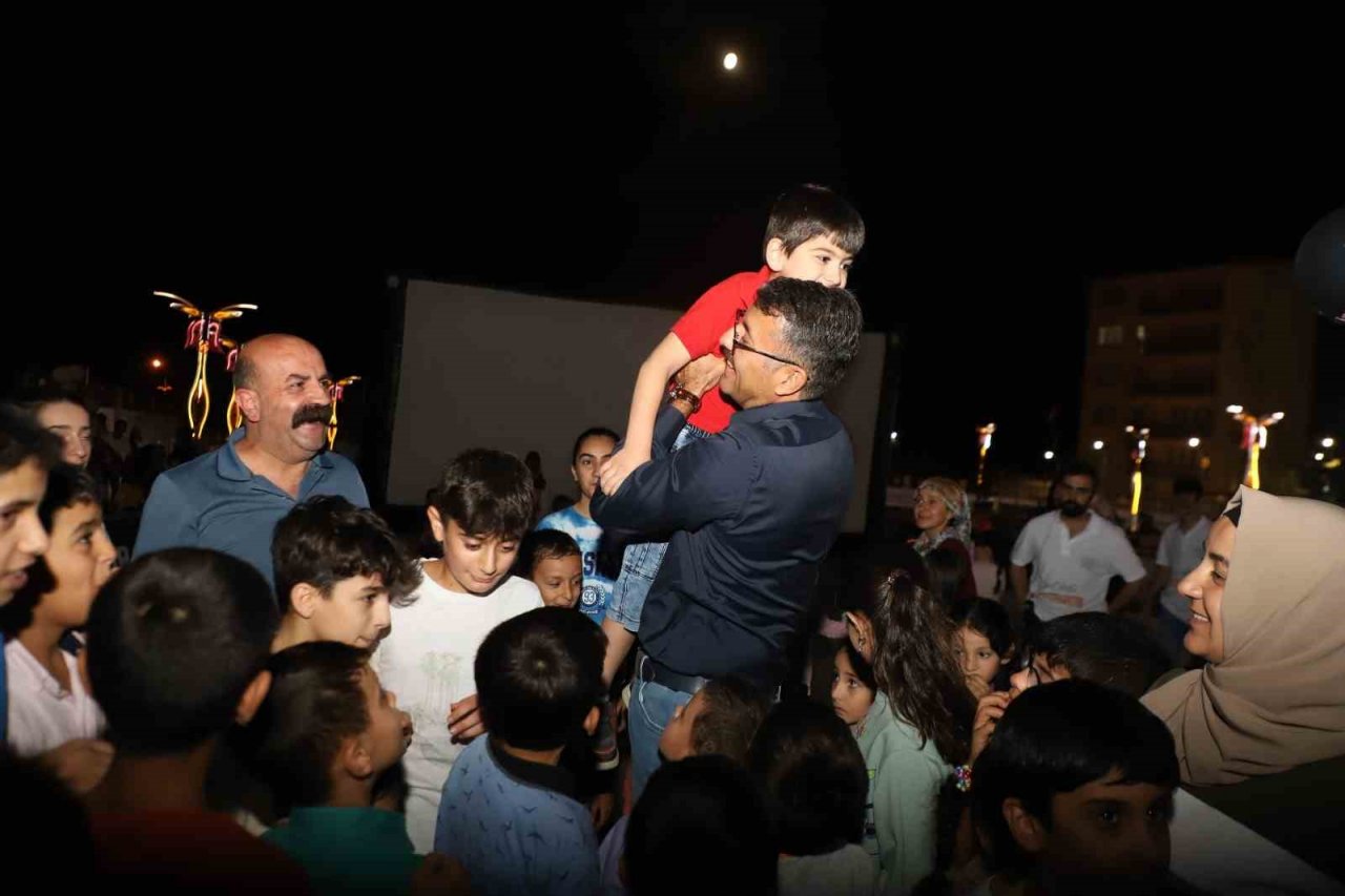 Hakkari Valisi Ali Çelik’e sevgi seli