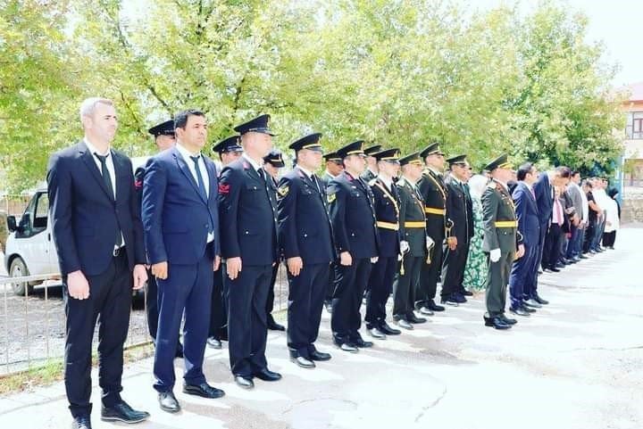 Şemdinli ve Derecik’te Zafer Bayramı coşkuyla kutlandı