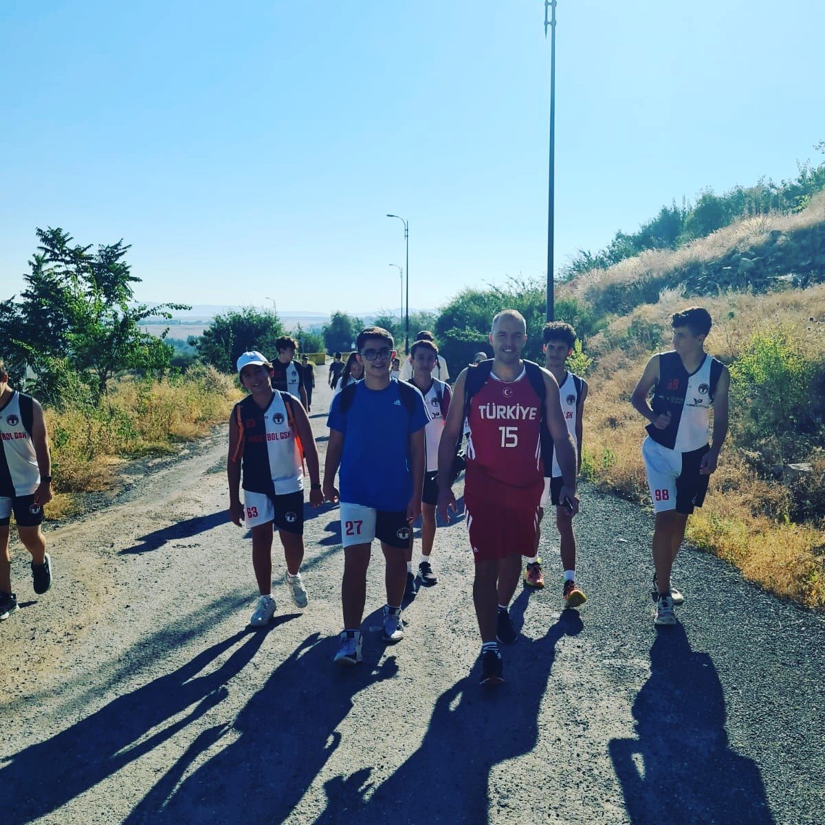 Hasketbol Spor Kulübü, 30 Ağustos’ta Ali Dağı zirve tırmanışı yaptı