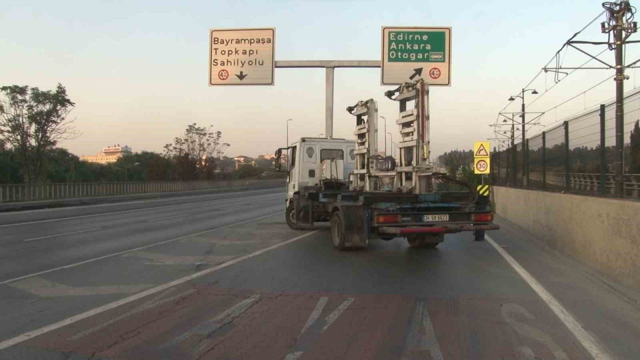 İstanbul’da bazı yollar trafiğe kapatıldı
