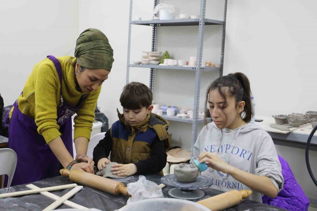 Kadın ve çocuk için açılan atölyelerde başvurular başladı