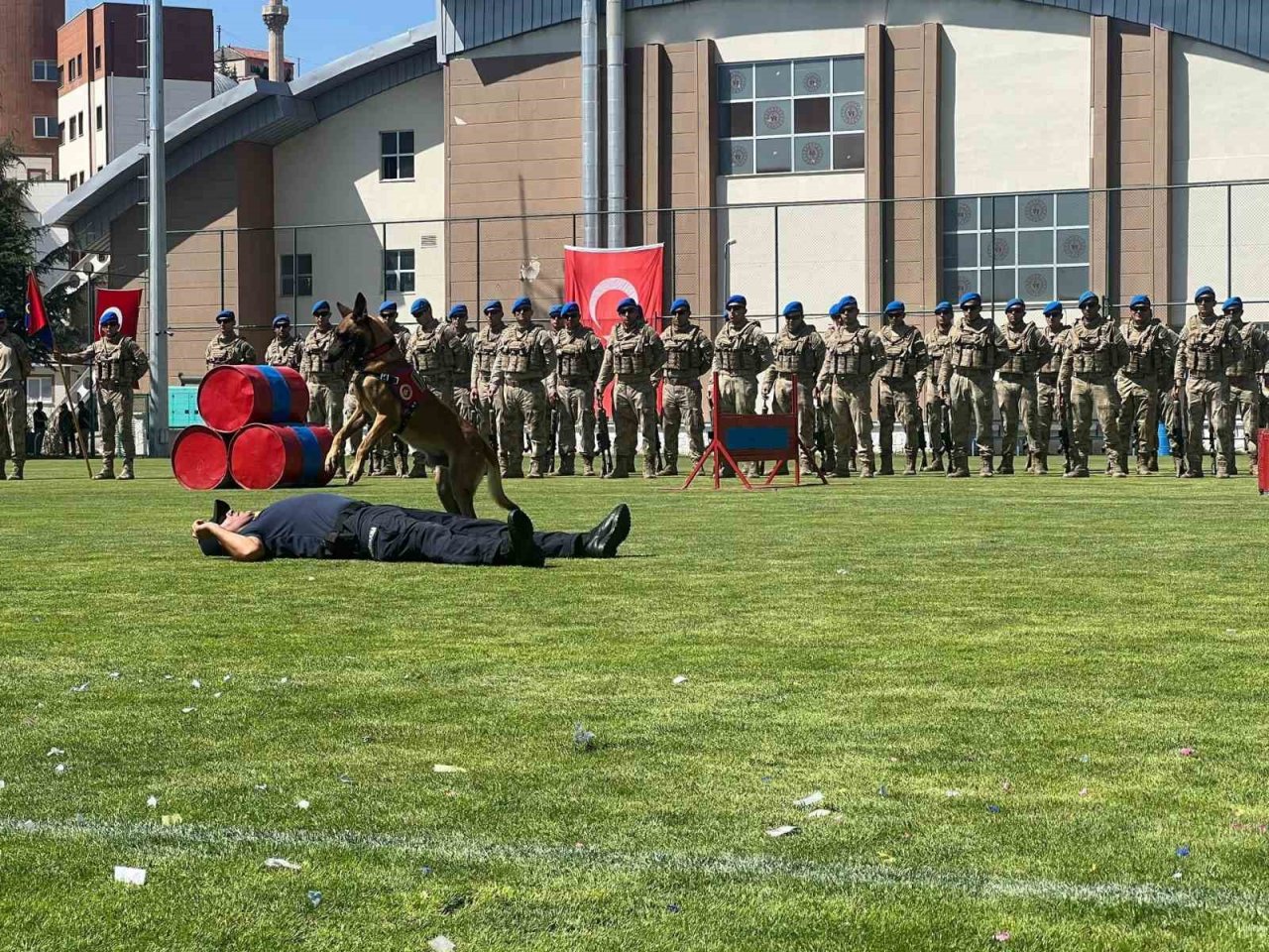 İtaat Köpeği Rüzgar’dan 30 Ağustos gösterisi