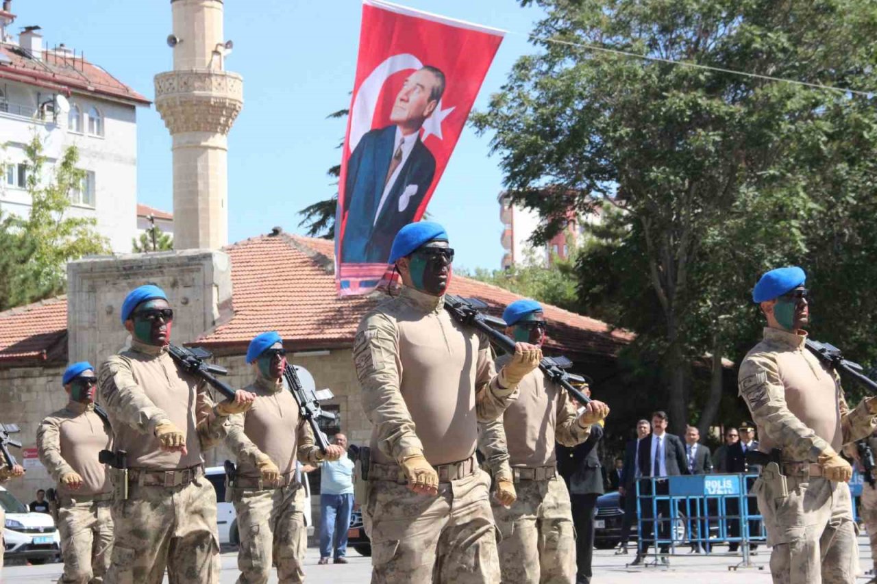 Karaman’da 30 Ağustos Zafer Bayramı kutlandı