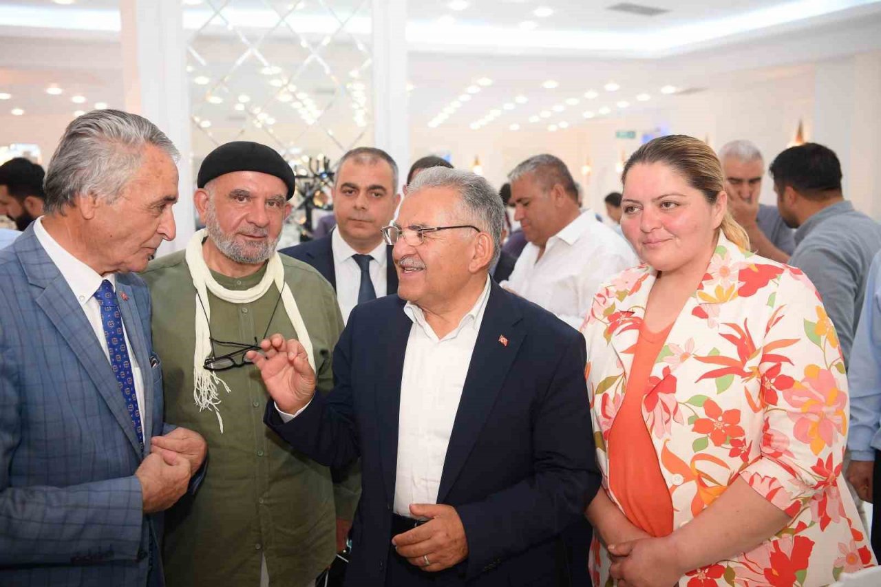 Akar, Çiçek Ve Büyükkılıç, 5 ilçenin muhtarlarıyla buluştu