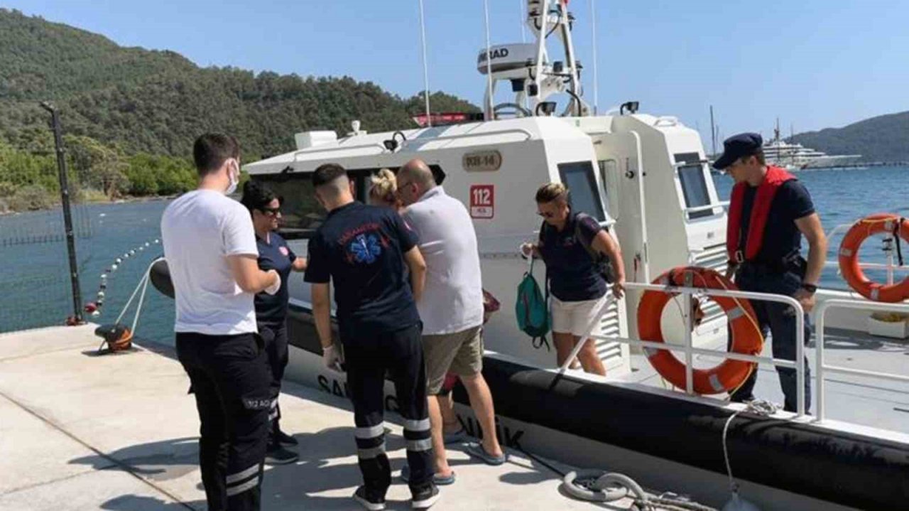 Sahil Güvenlikten Fethiye ve Marmaris’te tıbbi tahliye