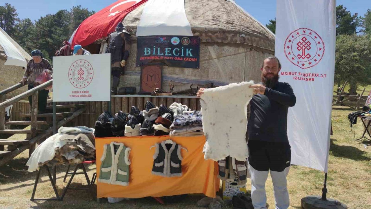 Ertuğrul Gazi Kayı Obası’nda Bilecik’in tarihi anlatıldı, yöresel ürünleri tanıtıldı