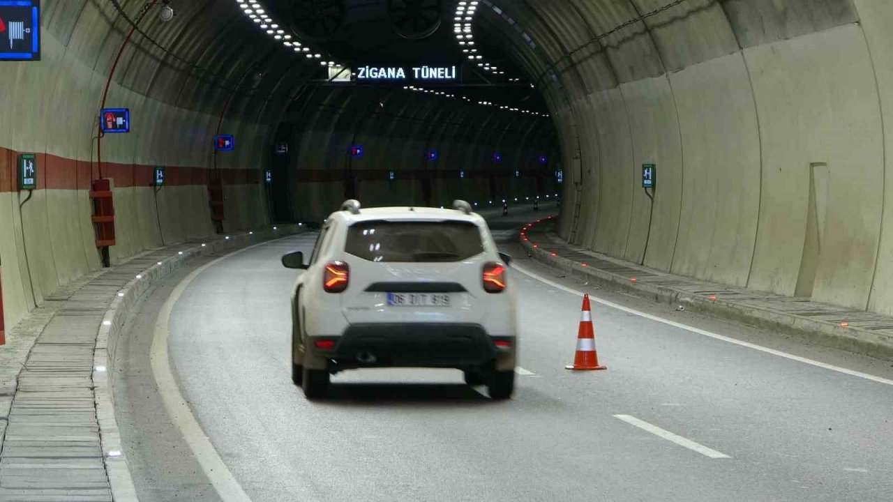 Yeni Zigana Tüneli’nden 4 ayda 600 binin üzerinde araç geçiş yaptı