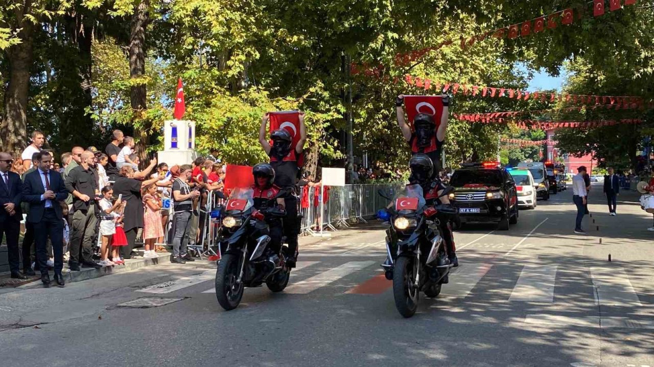 Cumhuriyetin ilk vilayetinde Zafer Bayramı coşkusu