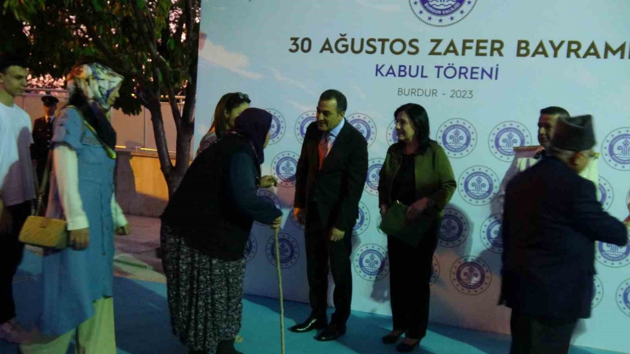 Burdur’da 30 Ağustos Kabul Töreni gerçekleştirildi