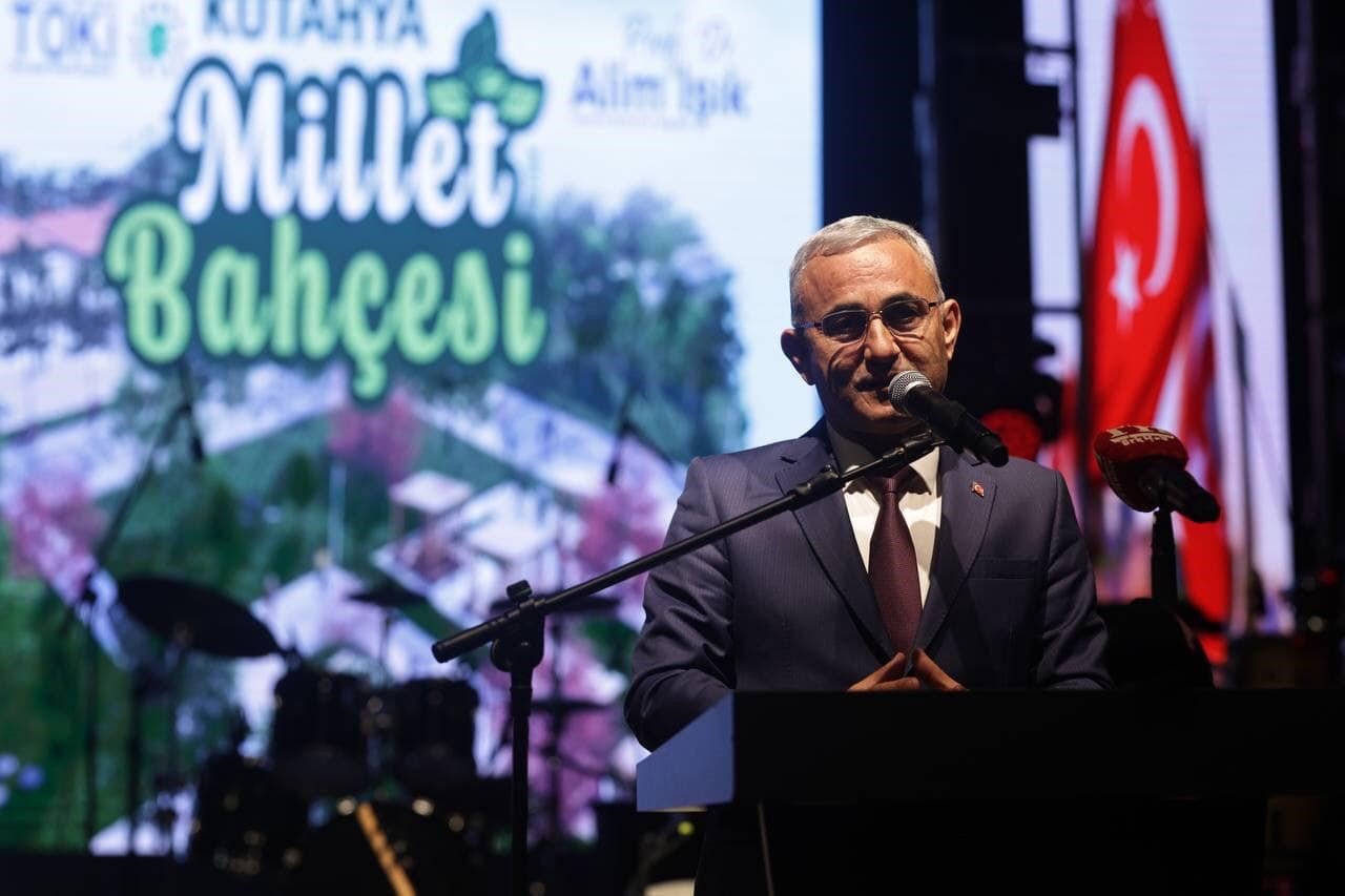 Kütahya Millet Bahçesinde çifte coşku