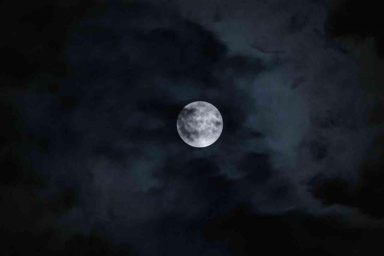 Antalya’da ‘Süper Mavi Ay’ manzaraları