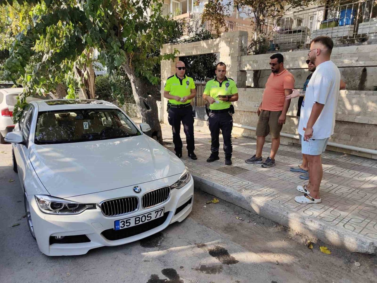 Kuşadası’nda drift yapan alkollü sürücüye 26 bin lira ceza