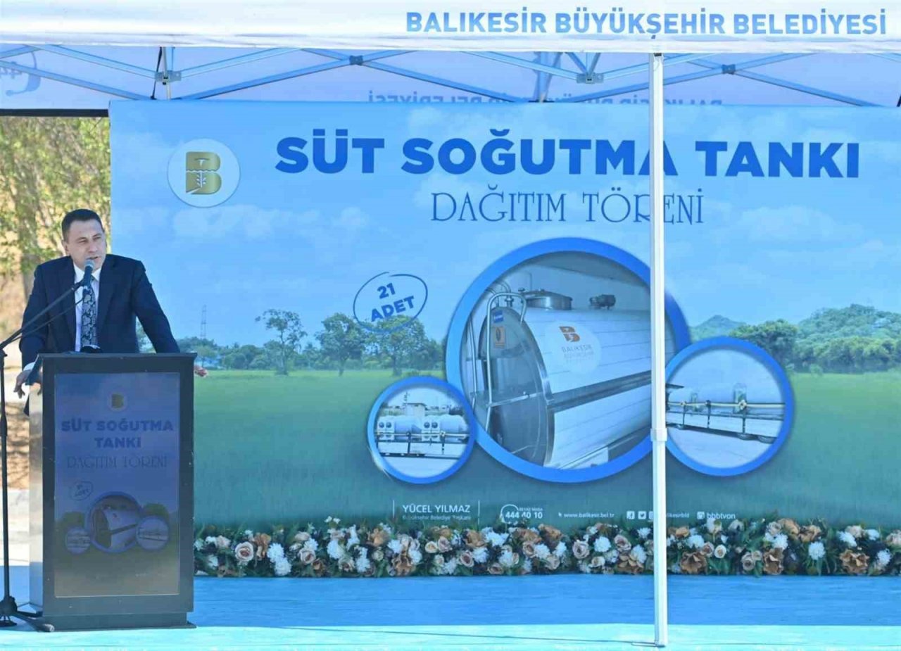 Balıkesir Büyükşehir’den üreticilere süt soğutma tankı desteği