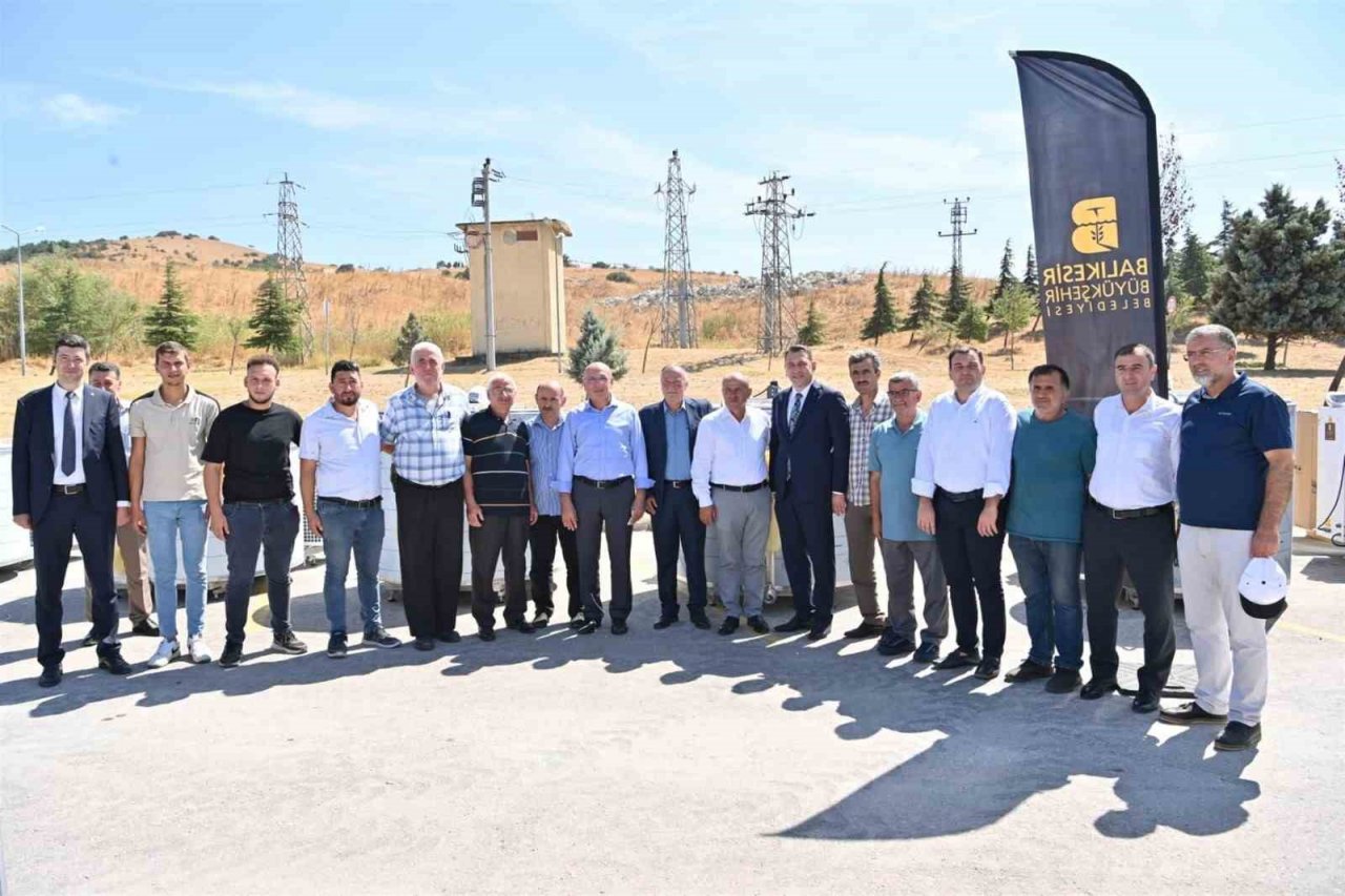 Balıkesir Büyükşehir’den üreticilere süt soğutma tankı desteği