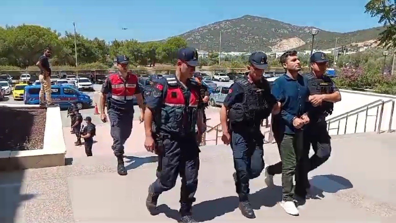 Bodrum’da silahlı çalışmanın zanlıları adliyeye sevk edildi
