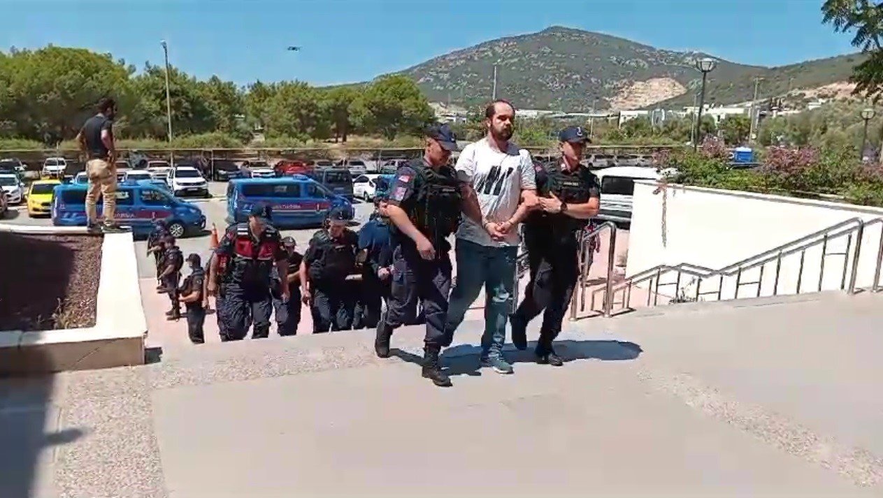 Bodrum’da silahlı çalışmanın zanlıları adliyeye sevk edildi